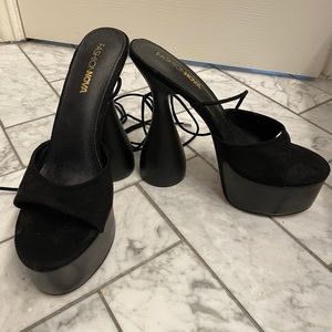 New Fashion Nova Black Lace-Up Heels Size 8.5